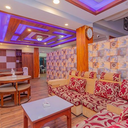 Oyo 799 Hotel Tik Tok Pvt Ltd. Kathmandu Exterior foto
